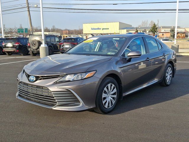 2024 Toyota Camry Hybrid LE