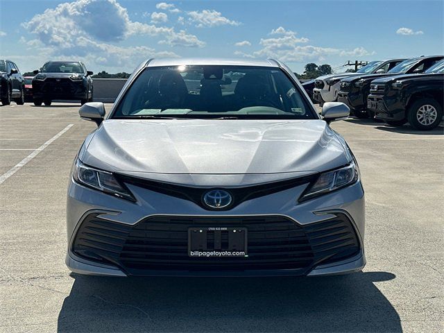 2024 Toyota Camry Hybrid LE