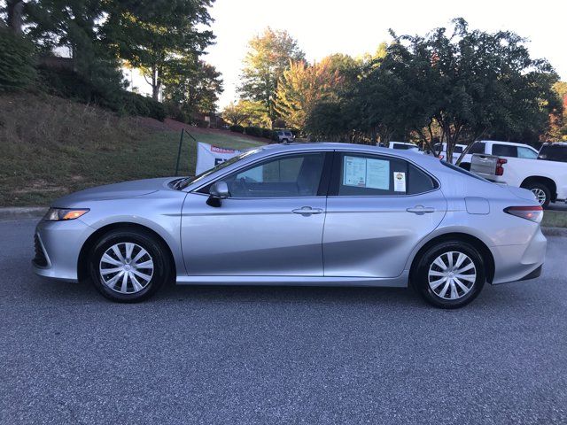 2024 Toyota Camry Hybrid LE