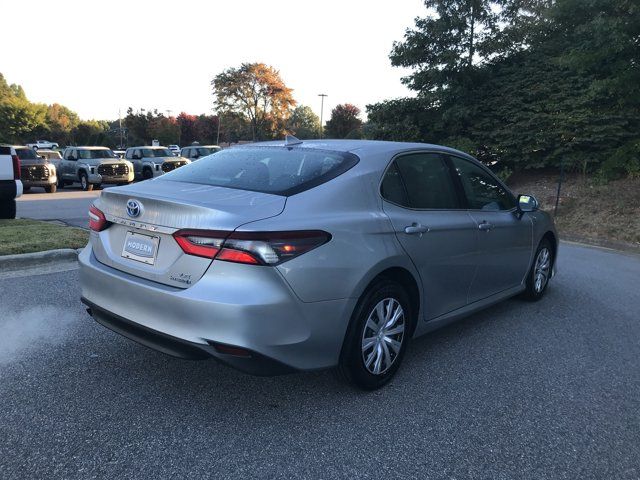 2024 Toyota Camry Hybrid LE