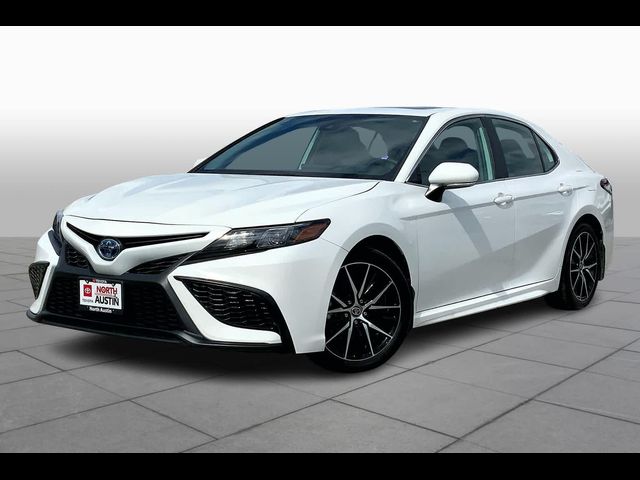 2024 Toyota Camry Hybrid SE