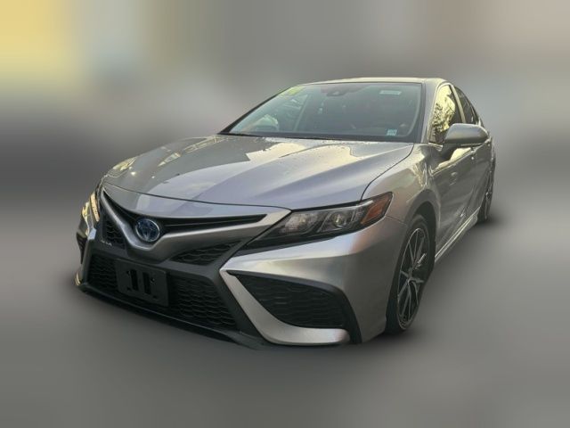 2024 Toyota Camry Hybrid SE