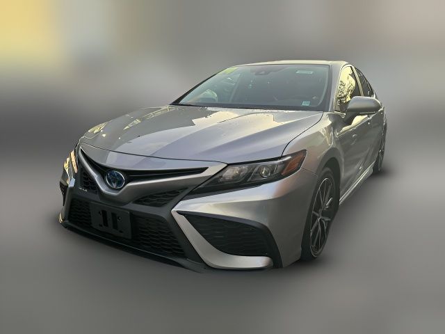 2024 Toyota Camry Hybrid SE