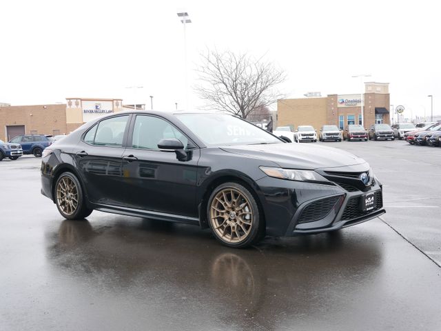 2024 Toyota Camry Hybrid SE Nightshade