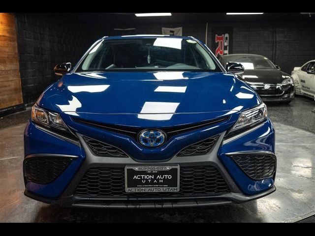 2024 Toyota Camry Hybrid SE Nightshade