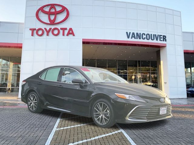 2024 Toyota Camry Hybrid XLE