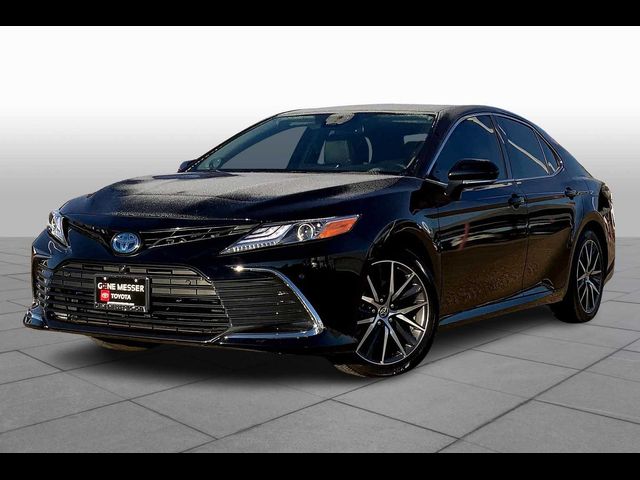 2024 Toyota Camry Hybrid XLE