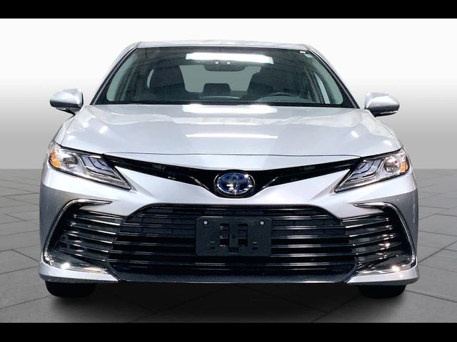 2024 Toyota Camry Hybrid XLE