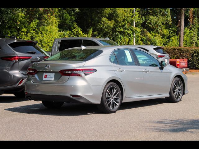 2024 Toyota Camry Hybrid XLE