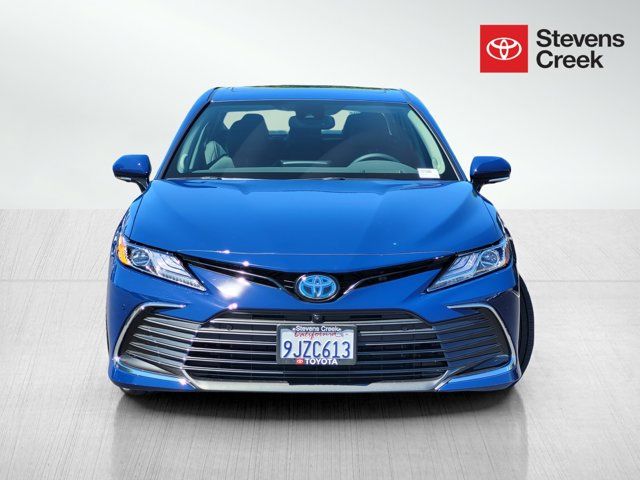 2024 Toyota Camry Hybrid XLE