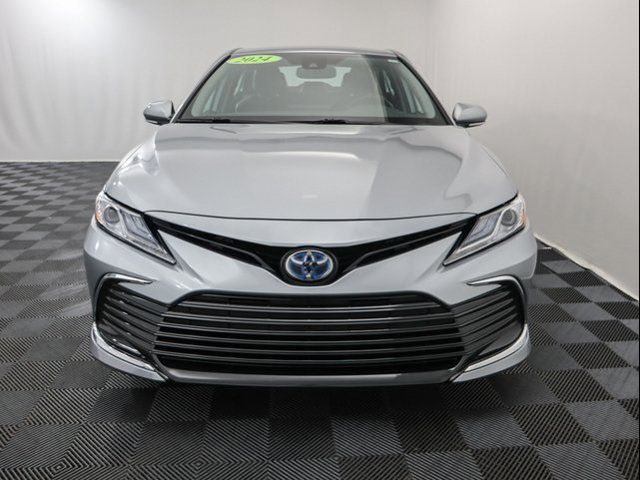 2024 Toyota Camry Hybrid XLE