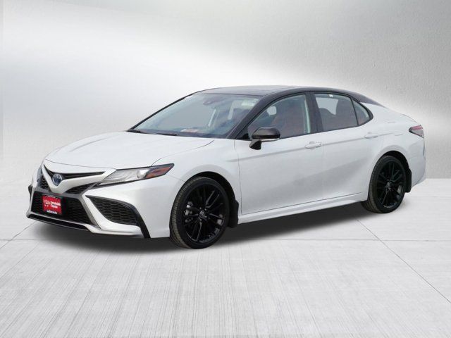 2024 Toyota Camry Hybrid XSE