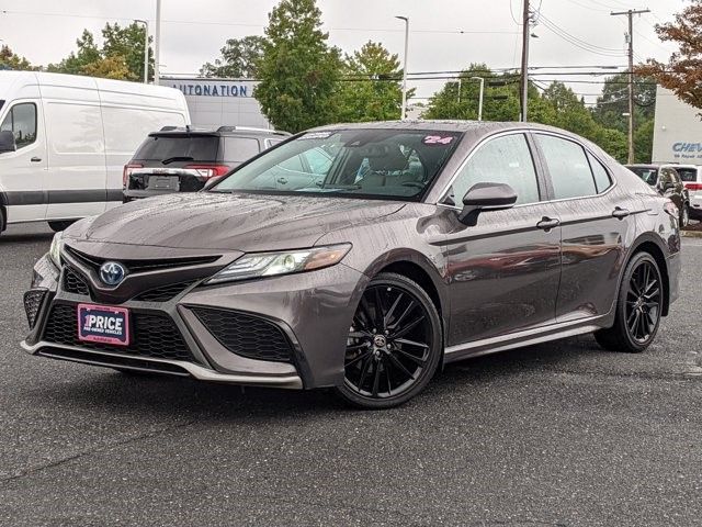 2024 Toyota Camry Hybrid XSE