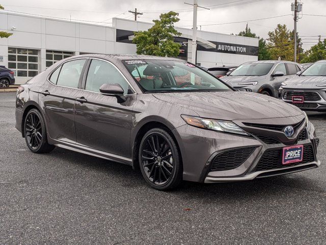 2024 Toyota Camry Hybrid XSE