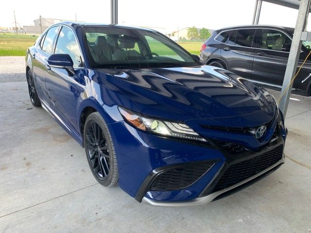 2024 Toyota Camry Hybrid XSE