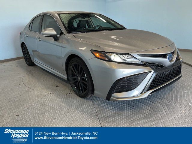 2024 Toyota Camry Hybrid XSE