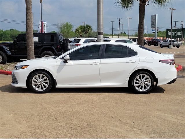 2024 Toyota Camry LE