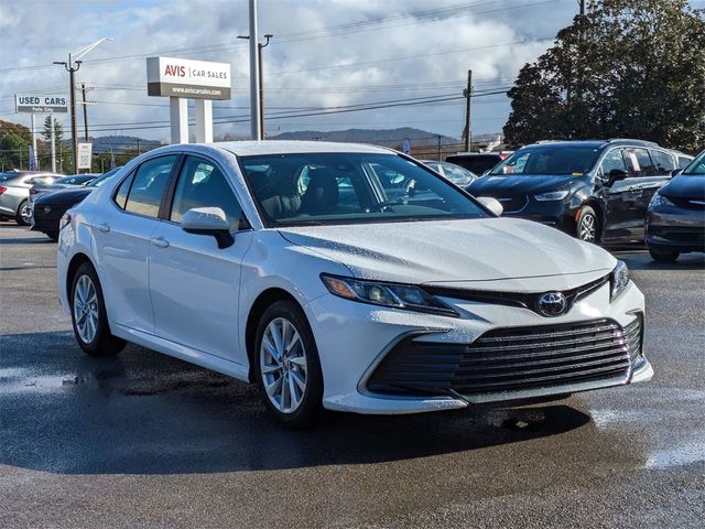 2024 Toyota Camry LE