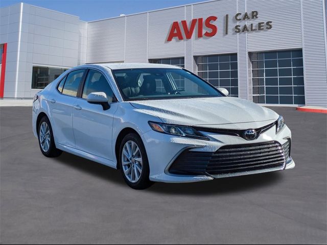 2024 Toyota Camry LE