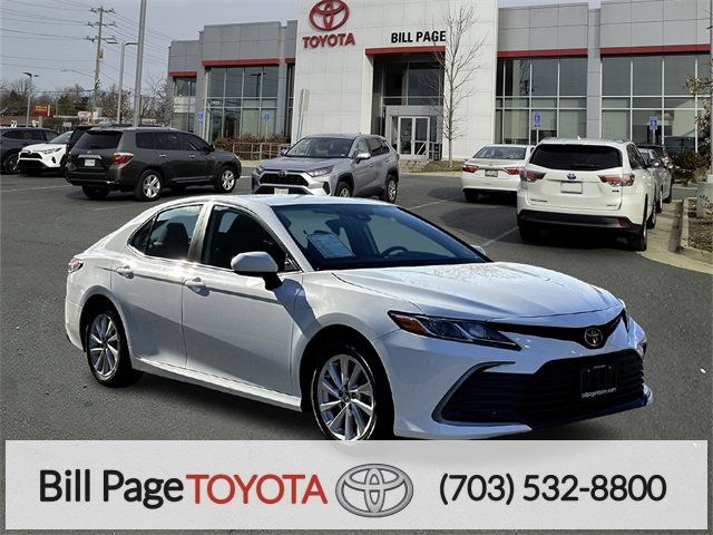 2024 Toyota Camry LE