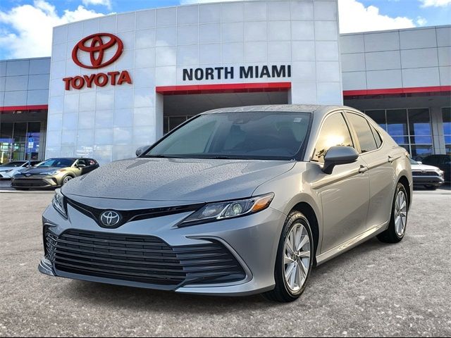 2024 Toyota Camry LE