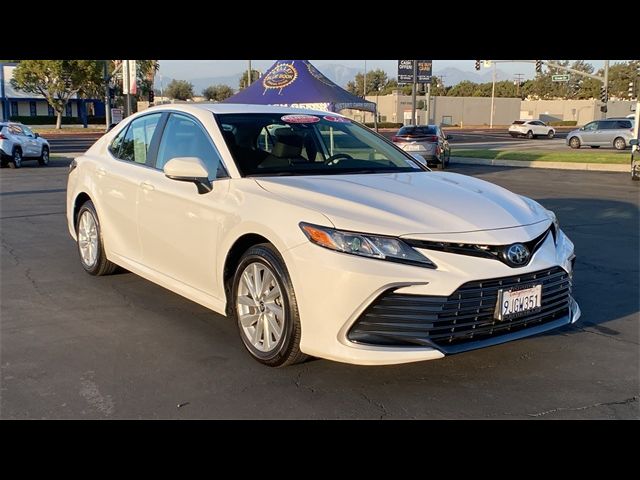 2024 Toyota Camry LE