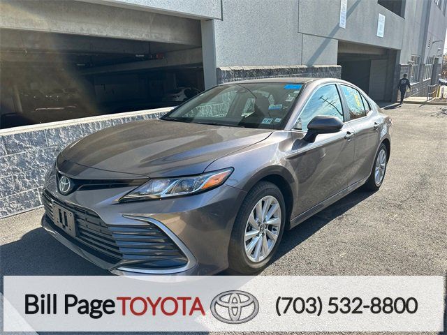 2024 Toyota Camry LE