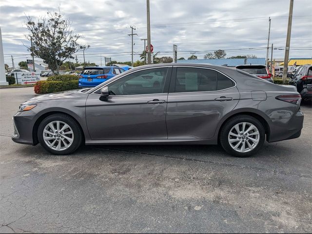 2024 Toyota Camry LE