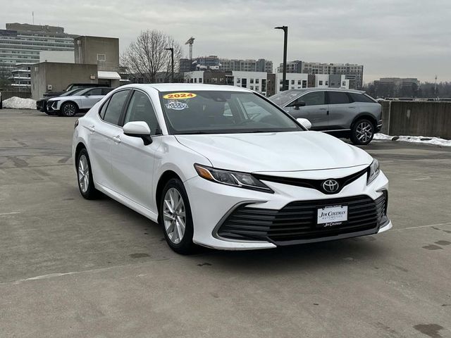 2024 Toyota Camry LE