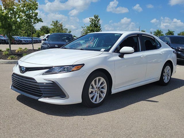 2024 Toyota Camry LE