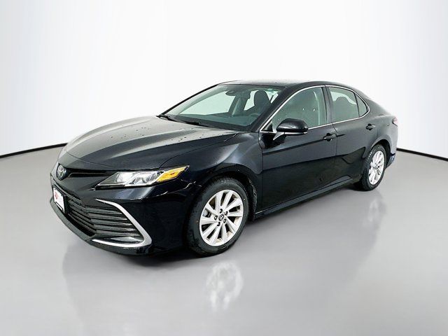 Used 2024 Toyota Camry LE For Sale in Maplewood, MN | Capital One Auto ...