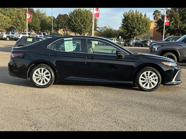 2024 Toyota Camry LE