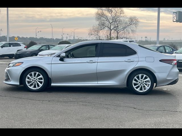 2024 Toyota Camry LE