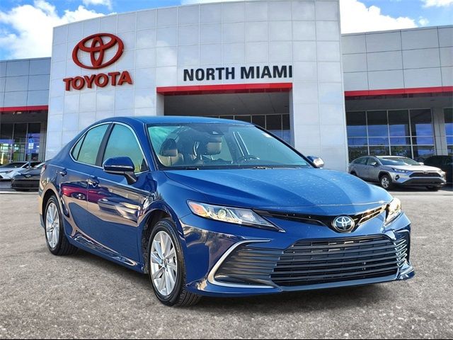 2024 Toyota Camry LE