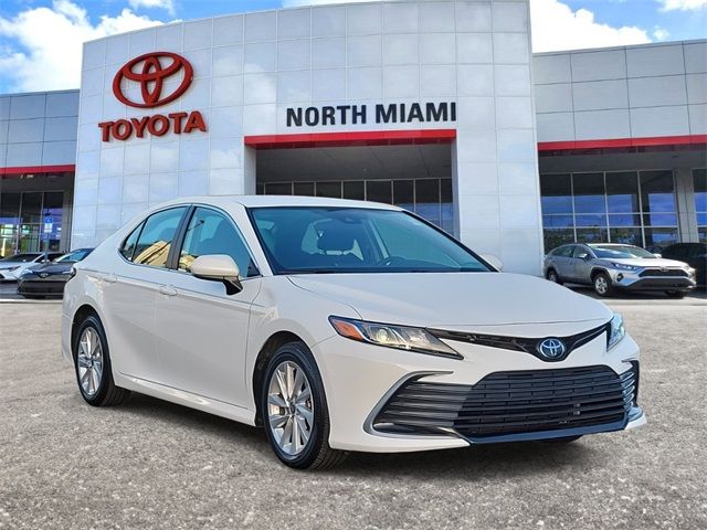 2024 Toyota Camry LE