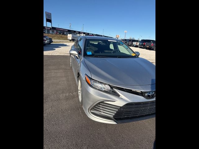 2024 Toyota Camry LE