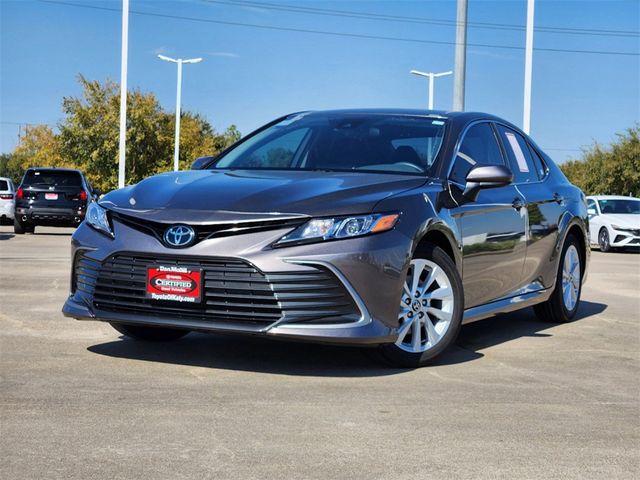 2024 Toyota Camry LE