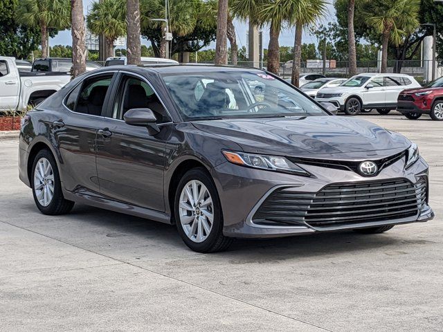 2024 Toyota Camry LE