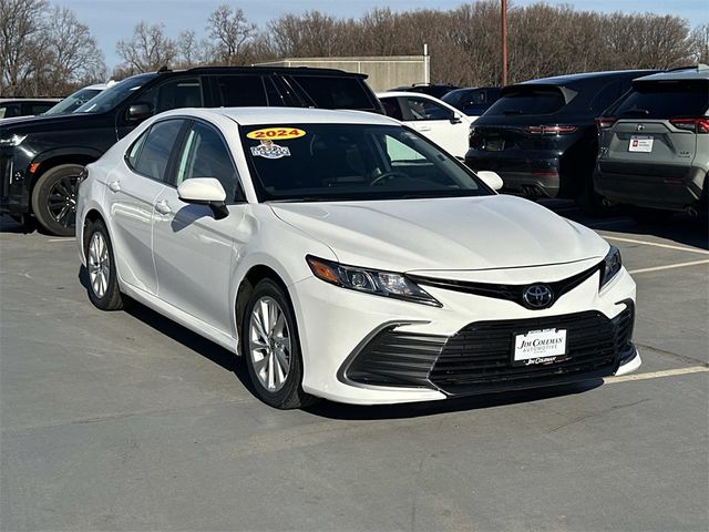 2024 Toyota Camry LE