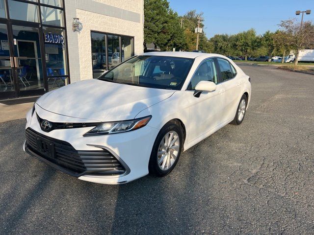 2024 Toyota Camry LE