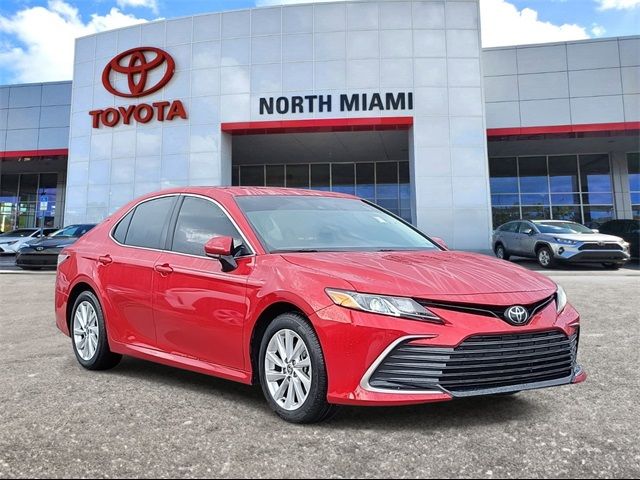 2024 Toyota Camry LE