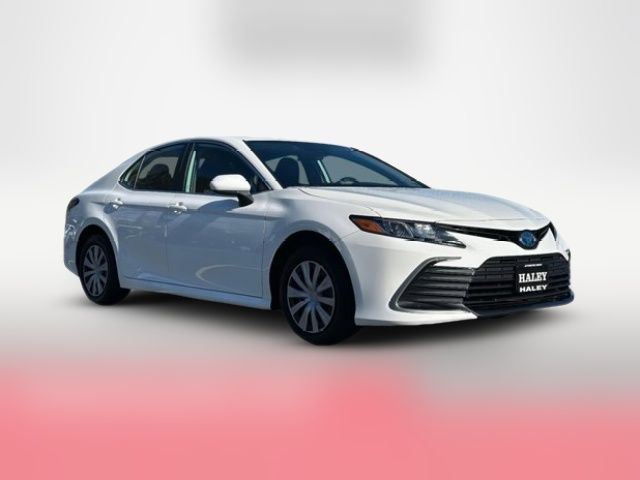 2024 Toyota Camry Hybrid LE