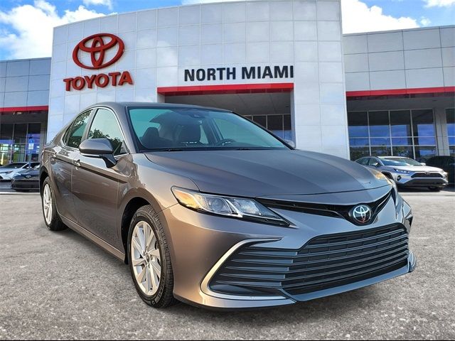 2024 Toyota Camry LE