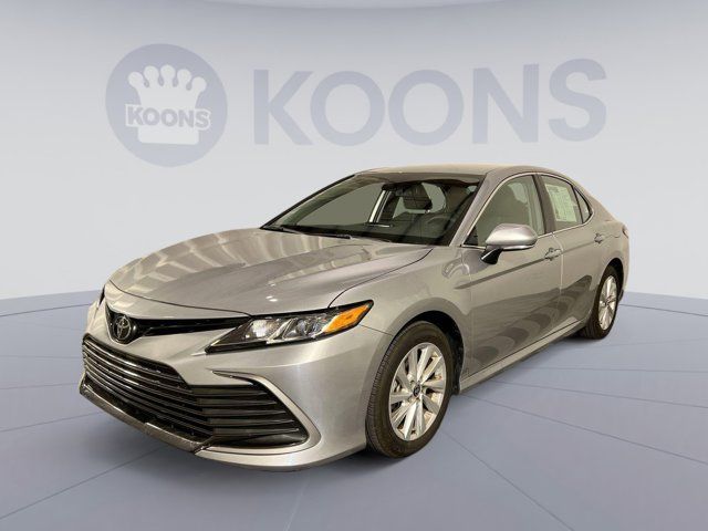 2024 Toyota Camry LE