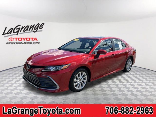 2024 Toyota Camry LE