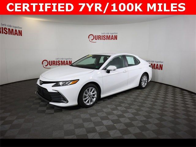 2024 Toyota Camry LE