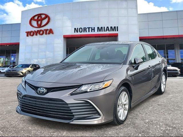 2024 Toyota Camry LE