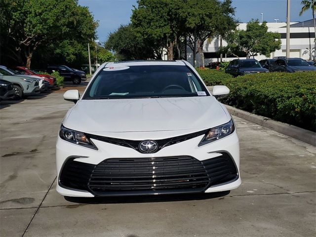 2024 Toyota Camry LE