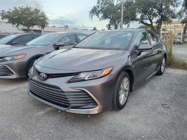 2024 Toyota Camry LE