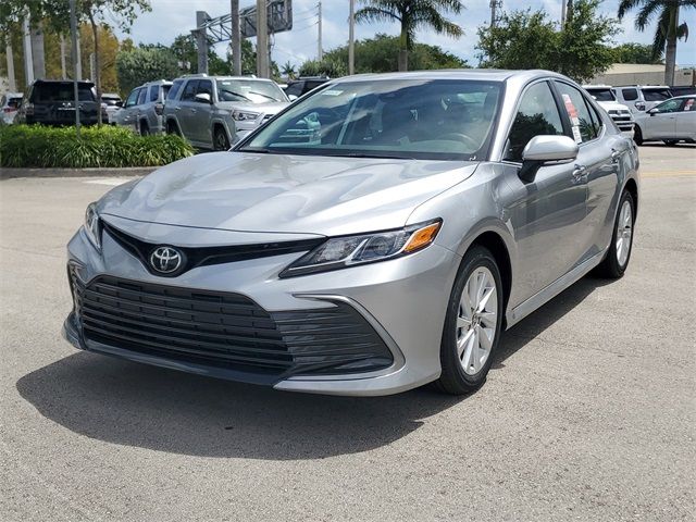 2024 Toyota Camry LE